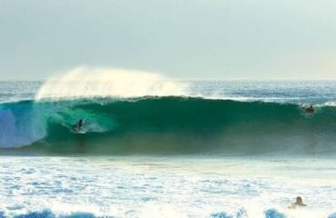surfing-manglesito-san-cristobal-galapagos.jpg